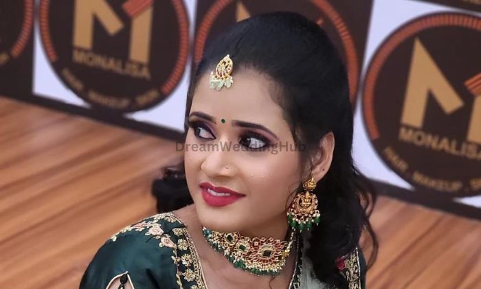 Monalisa Makeup Studio